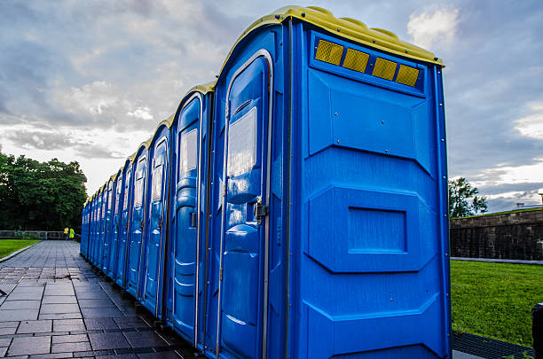Portable Toilet Options We Offer in Bermuda Dunes, CA